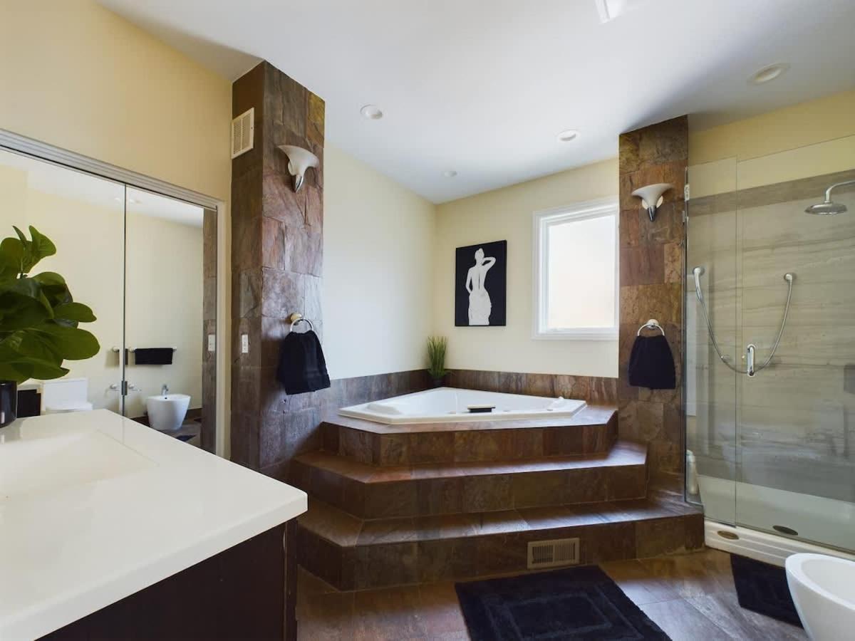 Luxe 4Br With Hot Tub & Game Room Chicago Zewnętrze zdjęcie